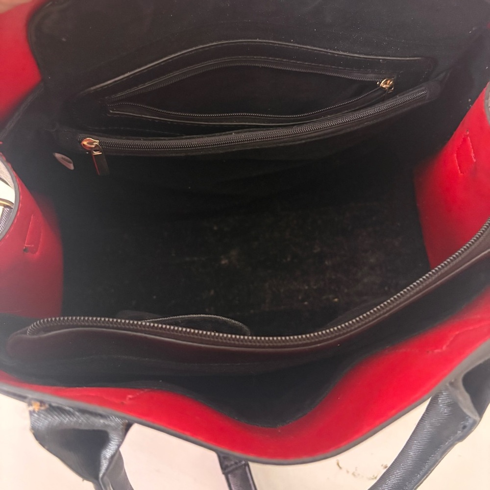 Rimen & Co Black Saffiano PU Leather Tote - Picture 5 of 5